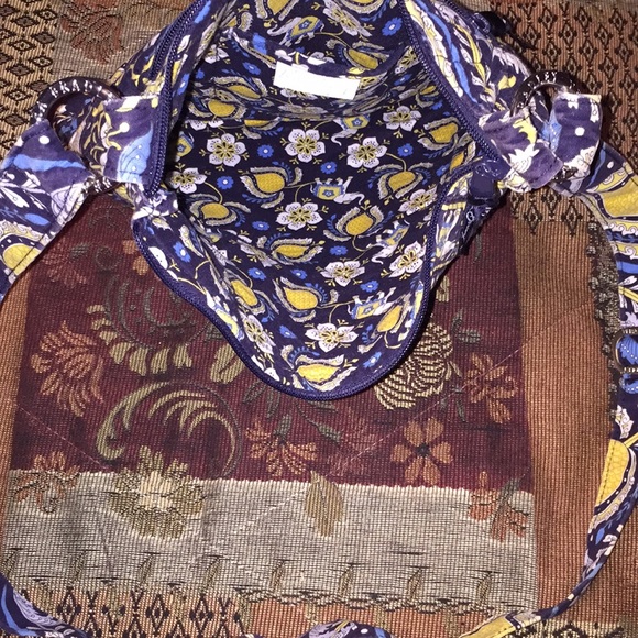 VERA BRADLEY CROSSBODY - Picture 7 of 8